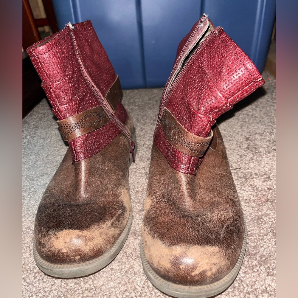 Cobb Hill by Rockport- Brunswick Cuff Bootsize 8- Maroon